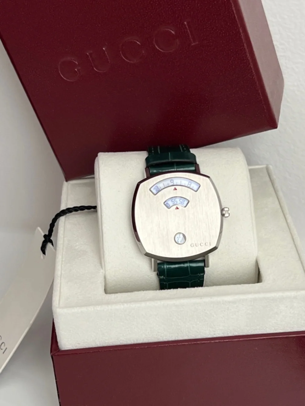 Gucci Grip Watch 35 mm Unisex Stainless Steel Silver 3 Windows Green Alligator